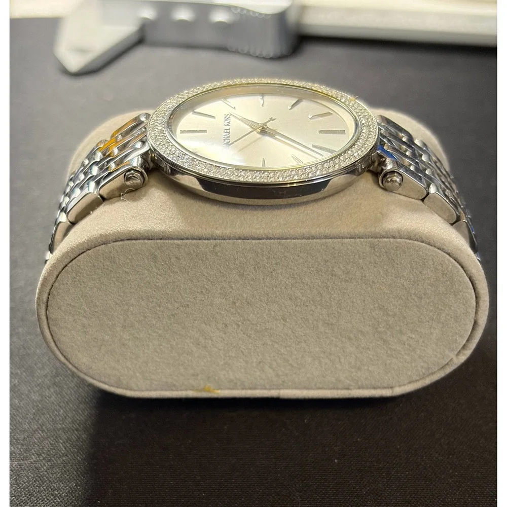 Michael Kors Darci Watch Women Silver Crystal Pave Bezel MK-3190 Wristwatch